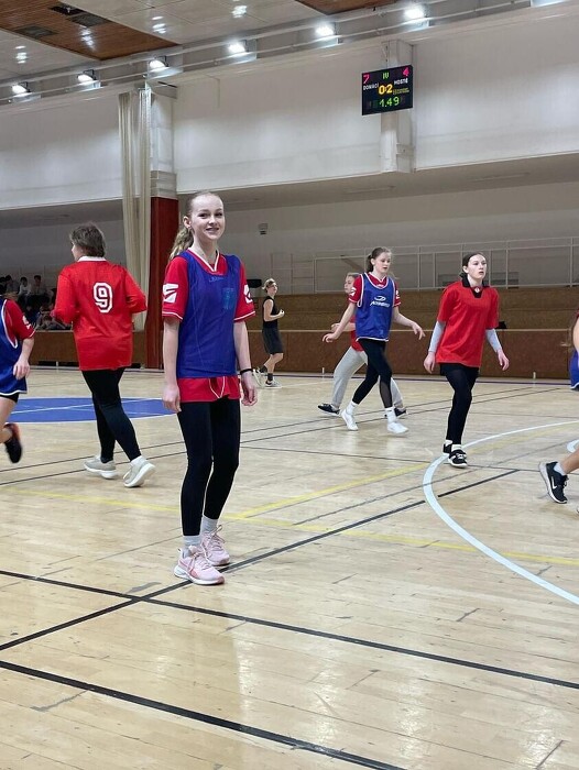 Basket dívky - okrskové kolo v Holicích